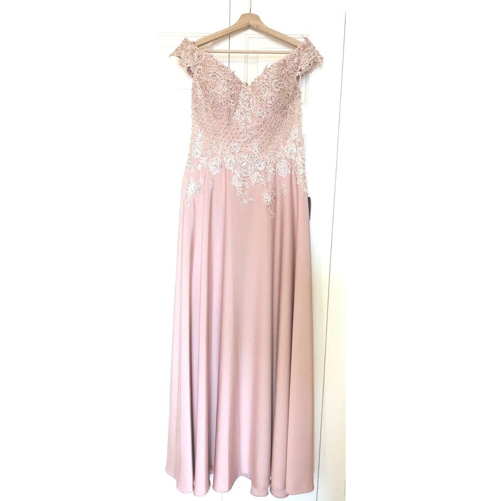MGNY Madeline Gardner Chiffon Embroidered Beaded Appliqué Sz 6 Evening Gown